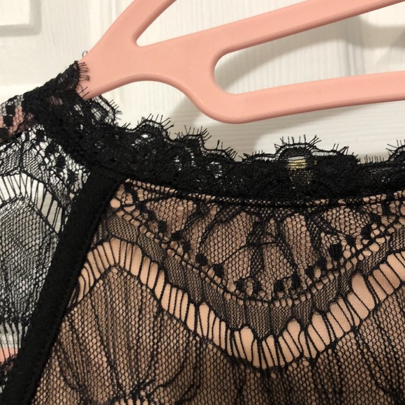 (M) Revamped Black Lace Mini Dress with Skort - Picture 5 of 16